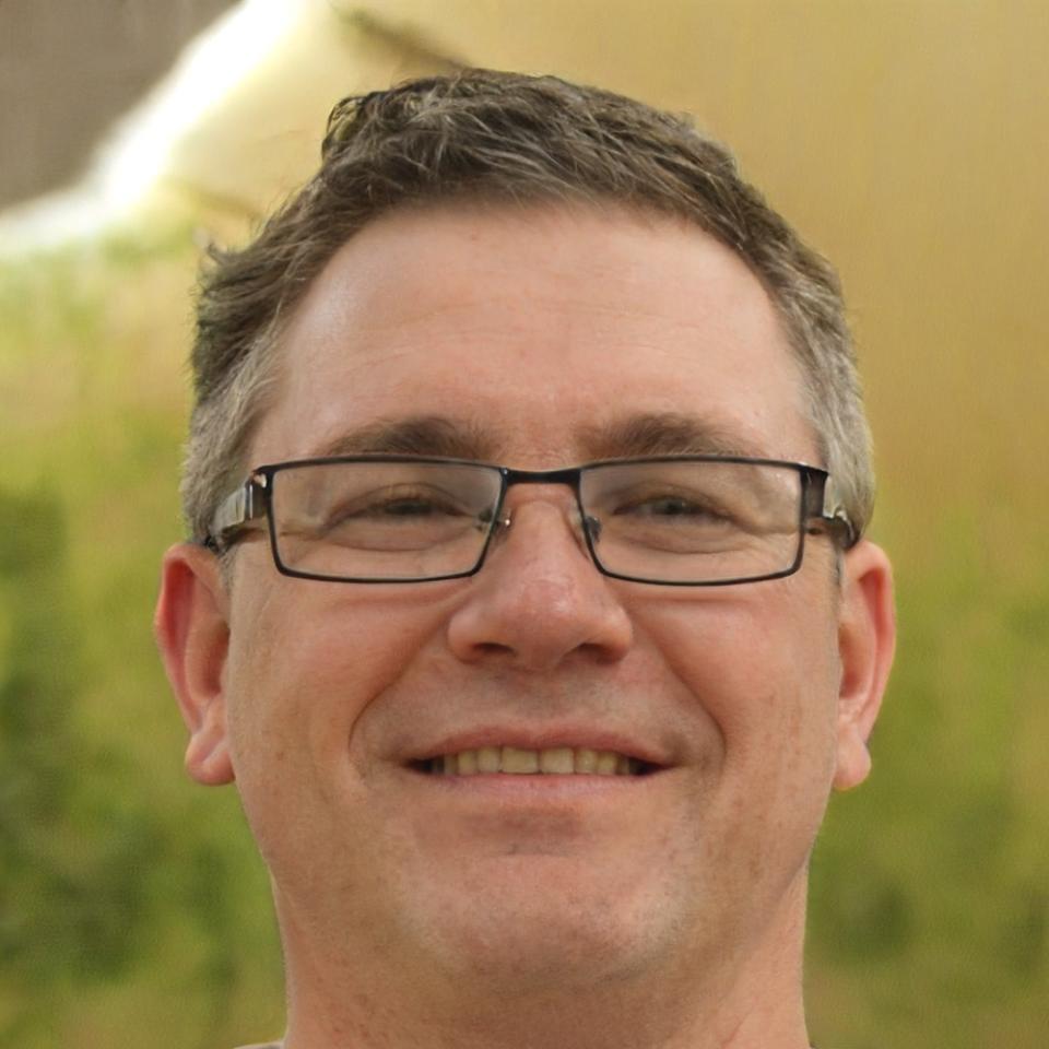 Portrait de Rémi Dubois, conseiller patrimonial senior